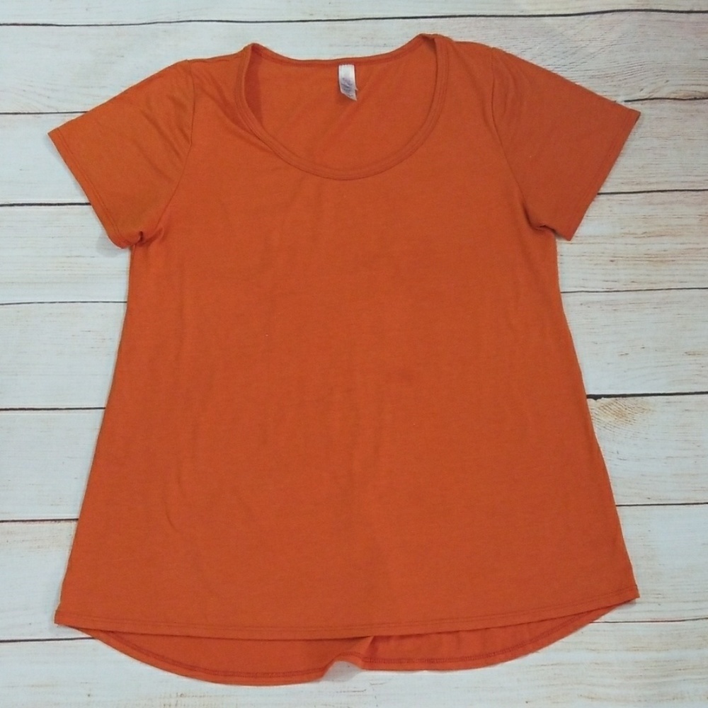 LulaRoe burnt orange short sleeve shirt size Med